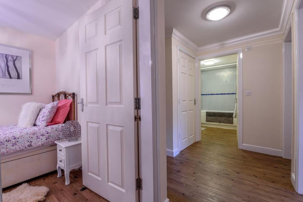 Ingledale Apartment, Ingleton, Yorkshire Dales National Park, Famous Three Peaks, Near The Lake District, Pets Are Welcome Ingleton  Luaran gambar